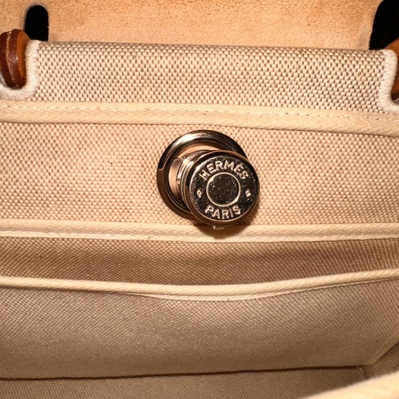 Pre-loved Hermès Vintage Herbag Bag 31 Beige - Picture 4 of 11